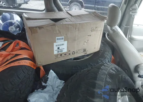 2005 Chrysler Town & Country Touring from USA, damaged, VIN 2C4GP54L95R313685